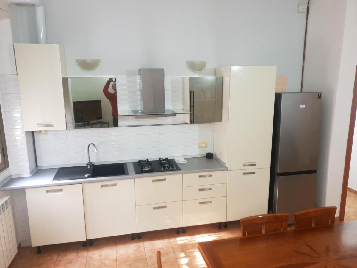 Maffucci 24 Bilocale Molto Spazioso E Moderno Milan Extérieur photo