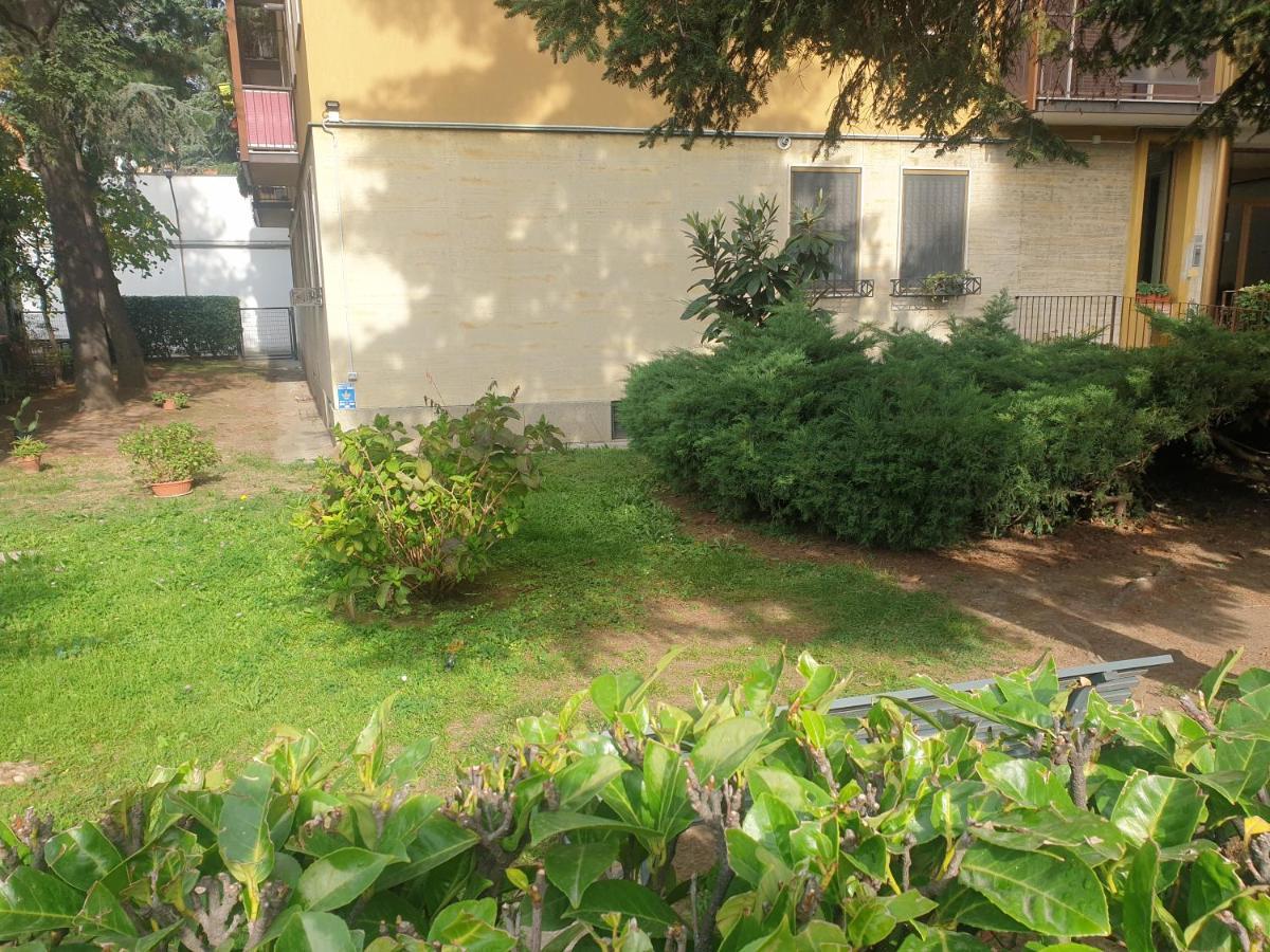 Maffucci 24 Bilocale Molto Spazioso E Moderno Milan Extérieur photo